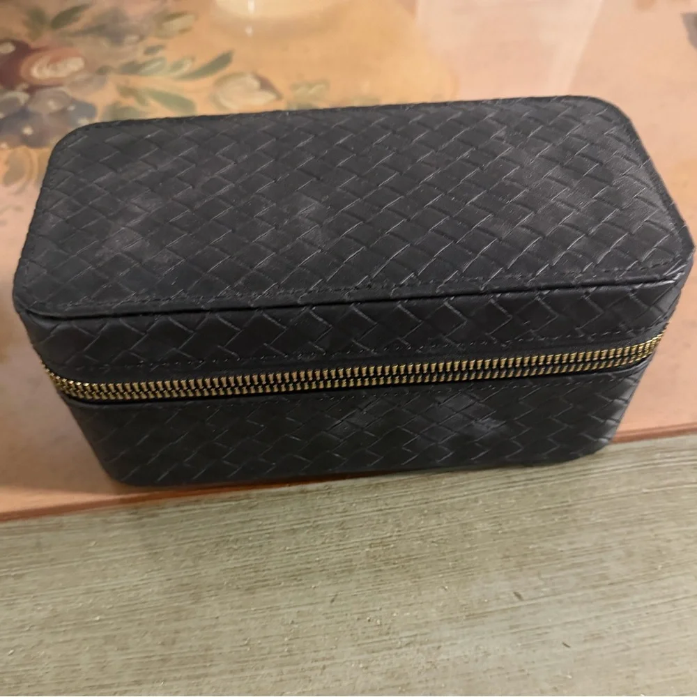 Michael Kors Watch Bundle Gold, Rose, and Silver + Travel Case - Picture 11 of 11